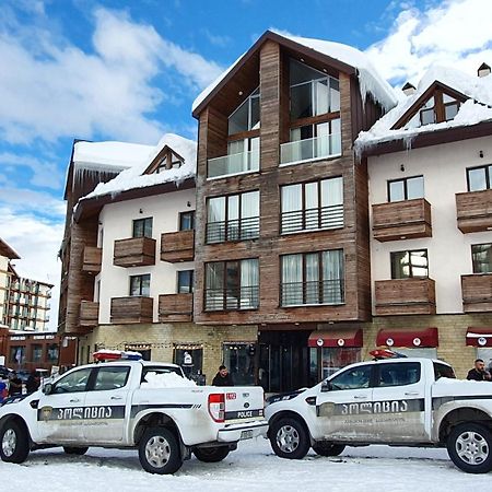New Gudauri Apartment Near The Ski Lift Buitenkant foto
